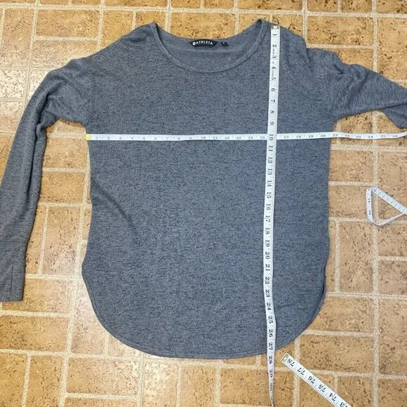 Athleta Gray Long Sleeve Top - Picture 10 of 10